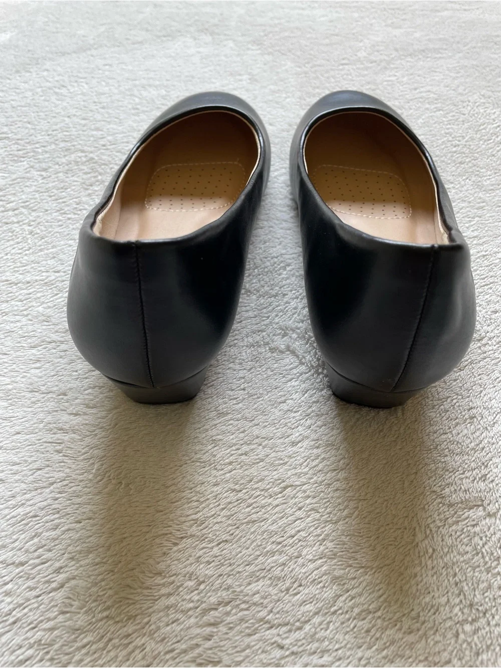 DREAM PAIRS Bundle Women's Debbie Mid Wedge Heel Pump Shoes Size 7.5 Nude/Black